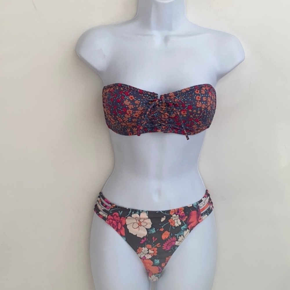 Bandeau Floral Bikini set, Size M